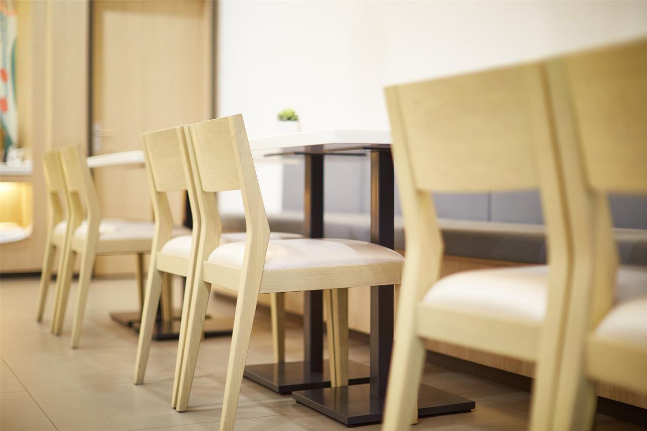 Hanting Hotel Qingdao Zhanqiao Railway Station Ngoại thất bức ảnh